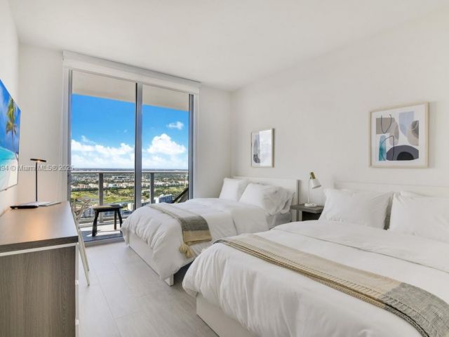 Apartment for rent  Unit #T3708 - photo 6182298