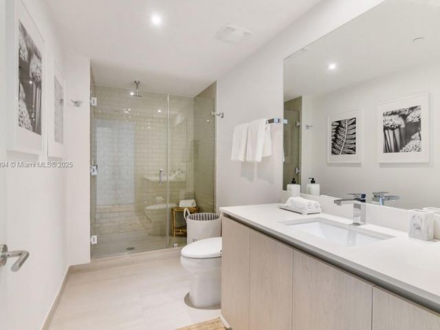 Apartment for rent  Unit #T3708 - photo 6182300