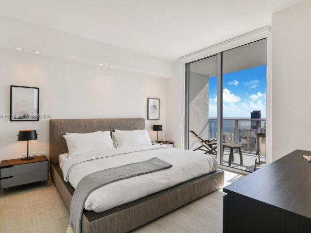 Apartment for rent  Unit #T3708 - photo 6182306