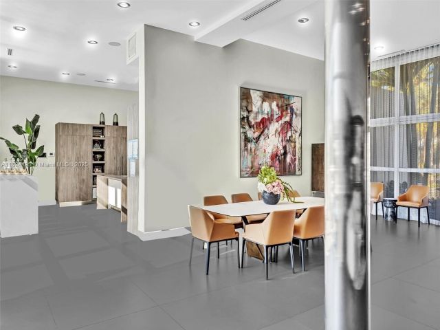 Home for rent at 307 Holiday Dr - photo 6180960