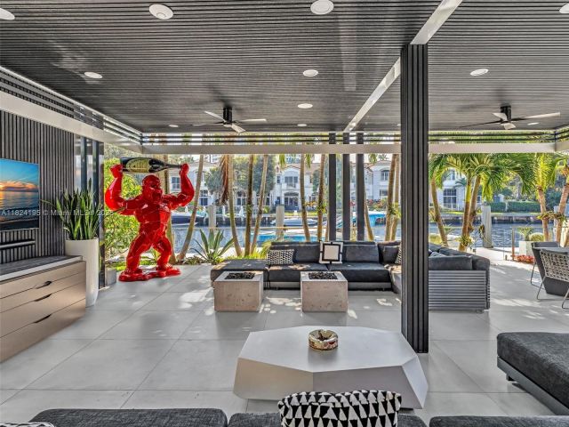 Home for rent at 307 Holiday Dr - photo 6180966