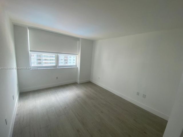 Apartment for sale  Unit #1202 - photo 6182091