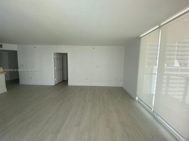 Apartment for sale  Unit #1202 - photo 6182093