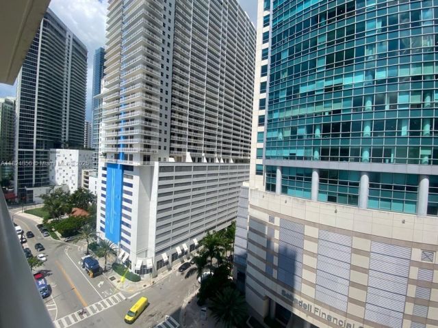 Apartment for sale  Unit #1202 - photo 6182100