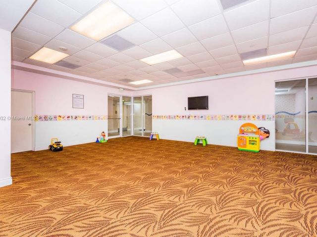 Apartment for sale  Unit #807 - photo 6185293