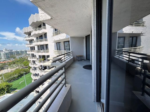 Apartment for rent  Unit #1915 - photo 6181667