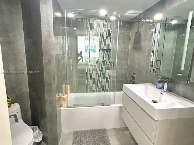 Apartment for sale  Unit #809 - photo 6184516