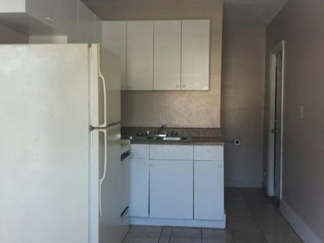 Home for rent at 1230 NW 29TH Way - photo 6181603