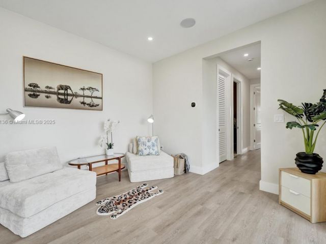 Home for sale at 1101 NE 16th Ter 1 - photo 6180654