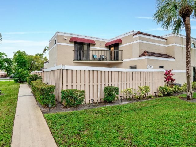 Home for rent at 3715 Village Drive A - photo 6215079