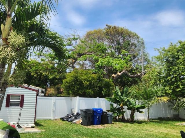 Home for sale at 1607 Moffett St - photo 6182427