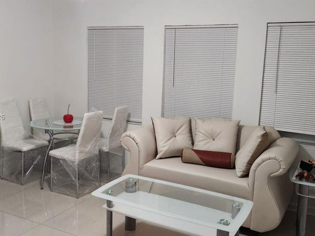 Home for sale at 1607 Moffett St - photo 6182435