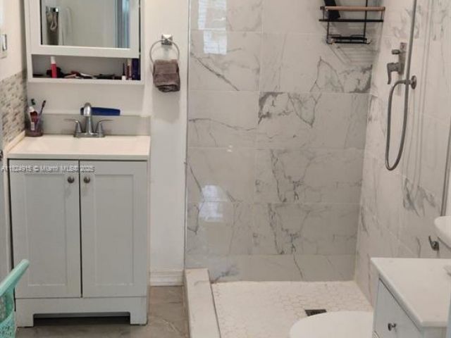 Home for sale at 1607 Moffett St - photo 6182439