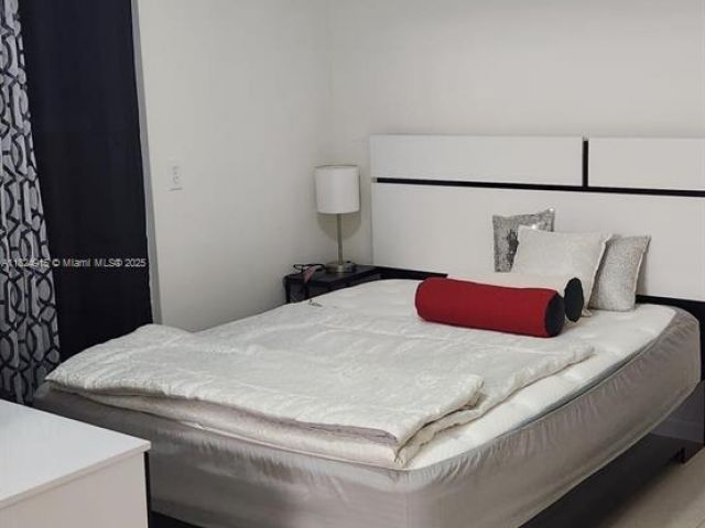 Home for sale at 1607 Moffett St - photo 6182440