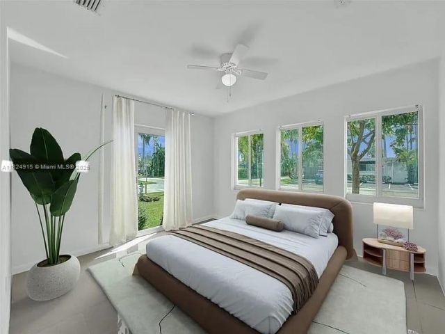 Home for sale at 1607 Moffett St - photo 6182443