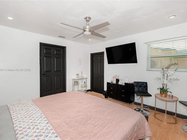 Home for sale at 11700 Sheridan St - photo 6204397