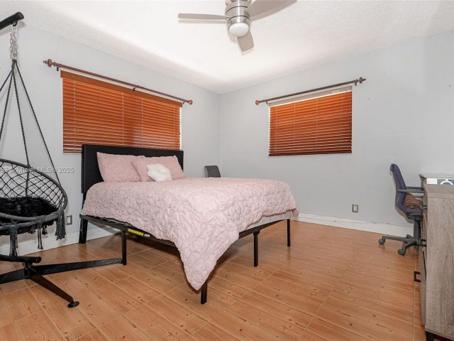 Home for sale at 11700 Sheridan St - photo 6204399