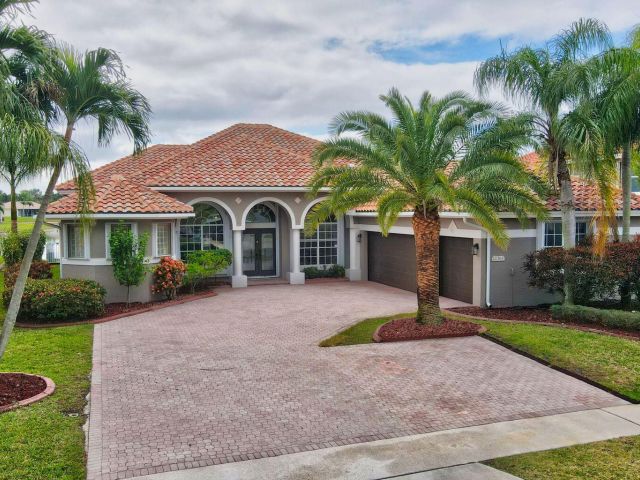 Home for sale at 12364 Clearfalls Drive - photo 6217516