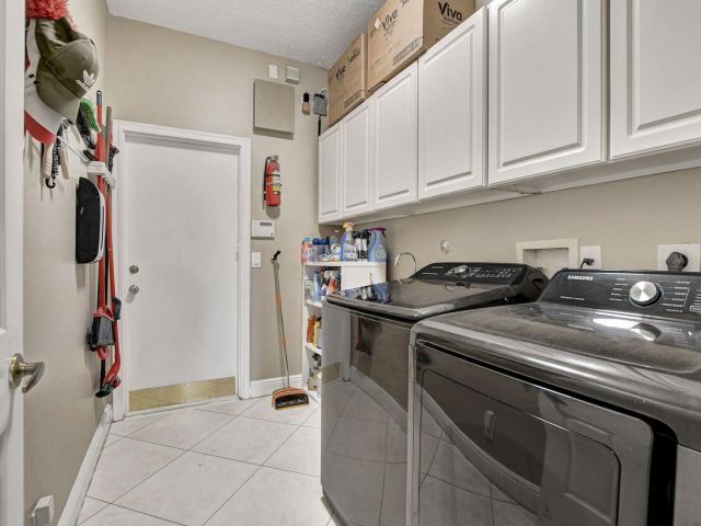 Home for sale at 12364 Clearfalls Drive - photo 6217524