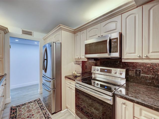 Apartment for sale  Unit #101 - photo 6188872