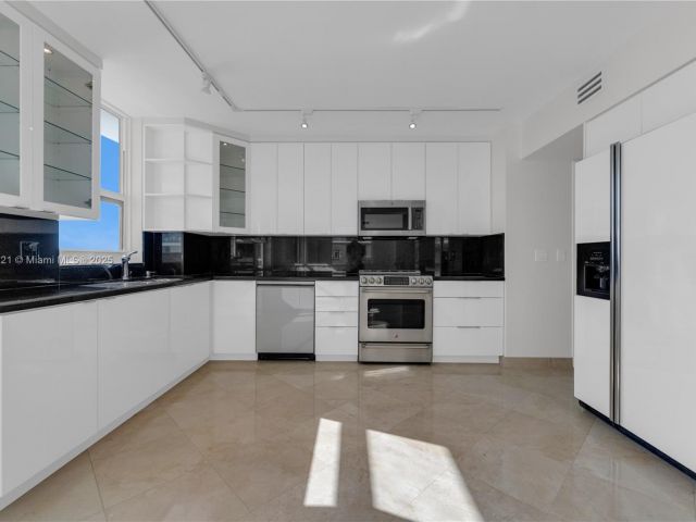 Apartment for sale  Unit #16Y - photo 6196362