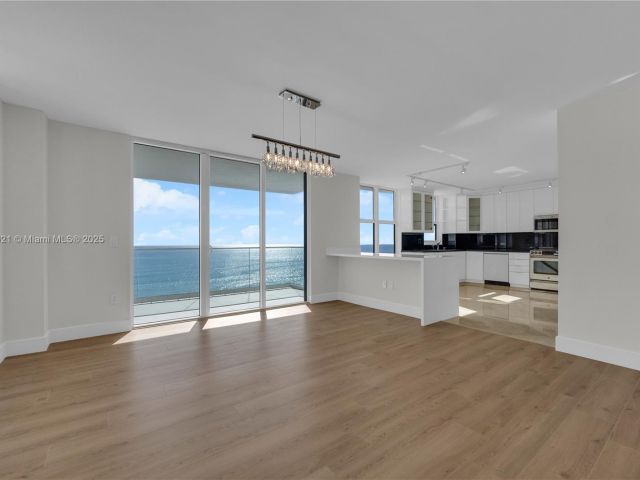 Apartment for sale  Unit #16Y - photo 6196373