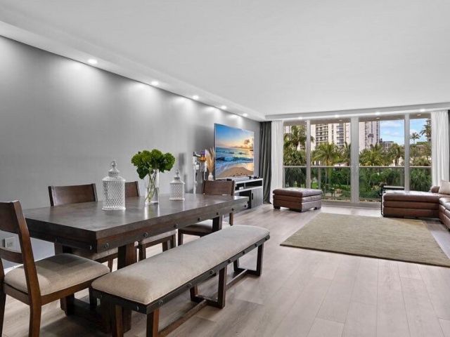 Apartment for sale  Unit #215 - photo 6185472