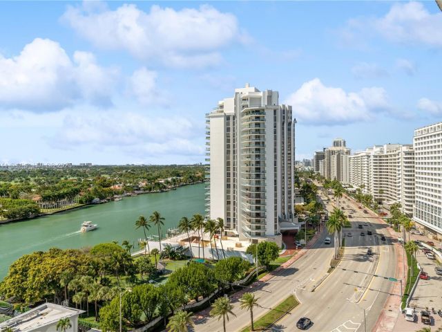 Apartment for sale  Unit #1014 - photo 6195401