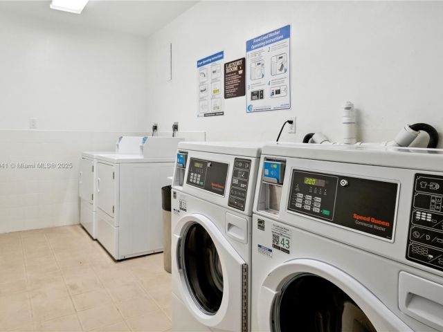 Apartment for sale  Unit #1014 - photo 6195403