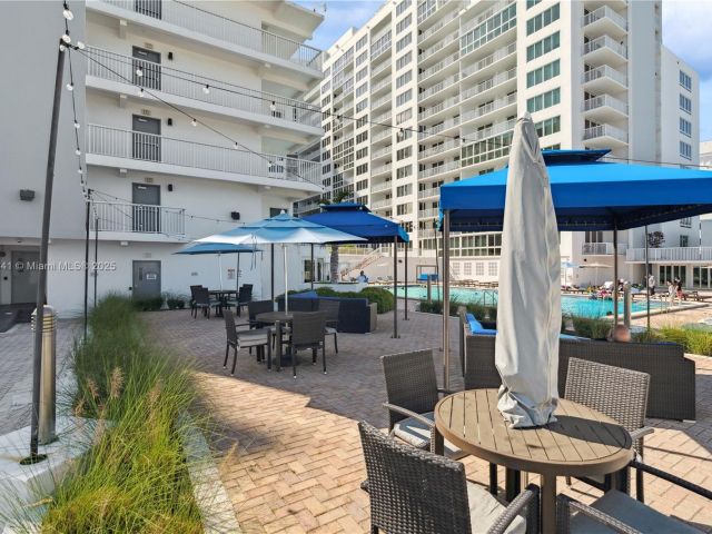 Apartment for sale  Unit #1014 - photo 6195409