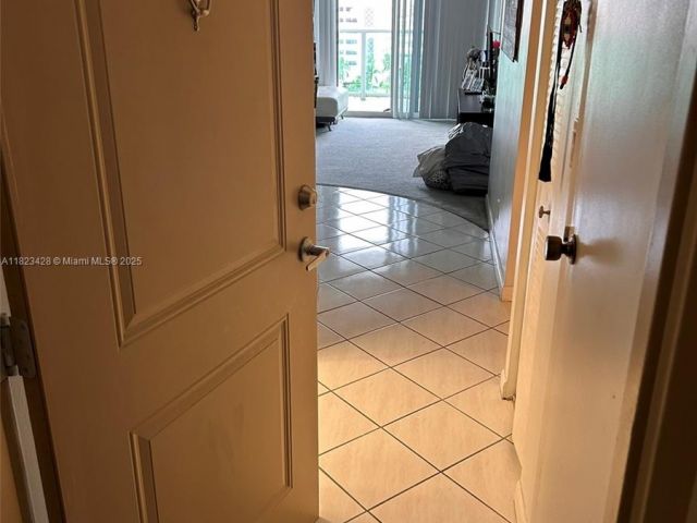 Apartment for sale  Unit #1030 - photo 6185453