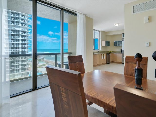 Apartment for sale  Unit #902 - photo 6185720