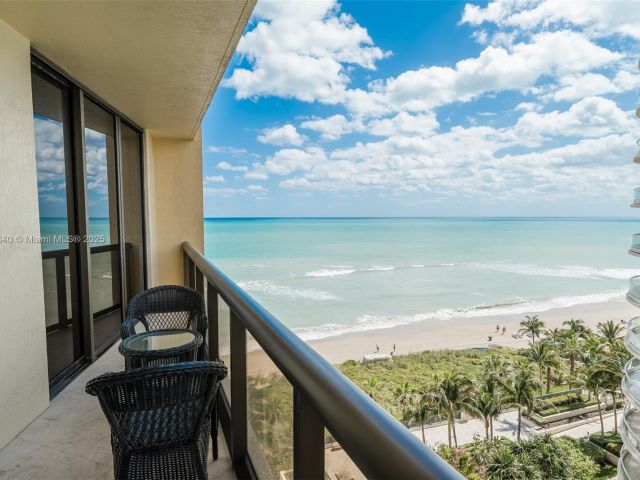 Apartment for sale  Unit #902 - photo 6185736