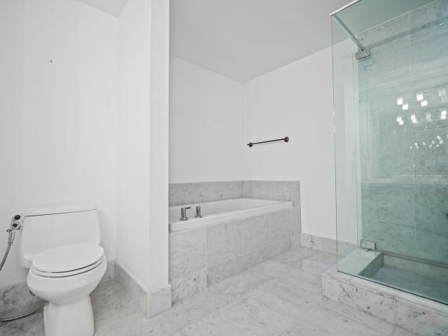 Apartment for sale  Unit #2210 - photo 6185521