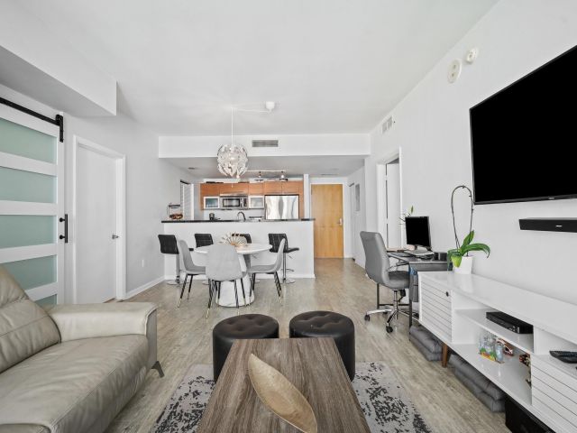 Apartment for sale  Unit #2210 - photo 6185528