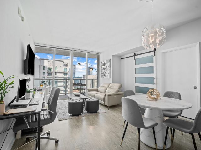 Apartment for sale  Unit #2210 - photo 6185530