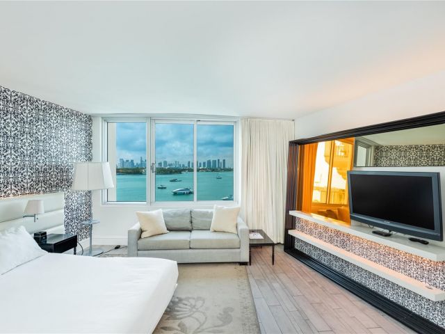 condo for sale in Miami Beach - 1100 West Ave 506 - MondialRealty