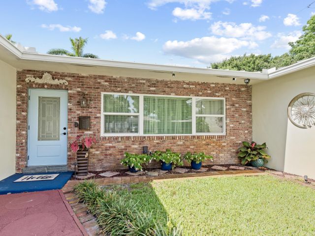 Home for sale at 550 NE 5th Street - photo 6249499