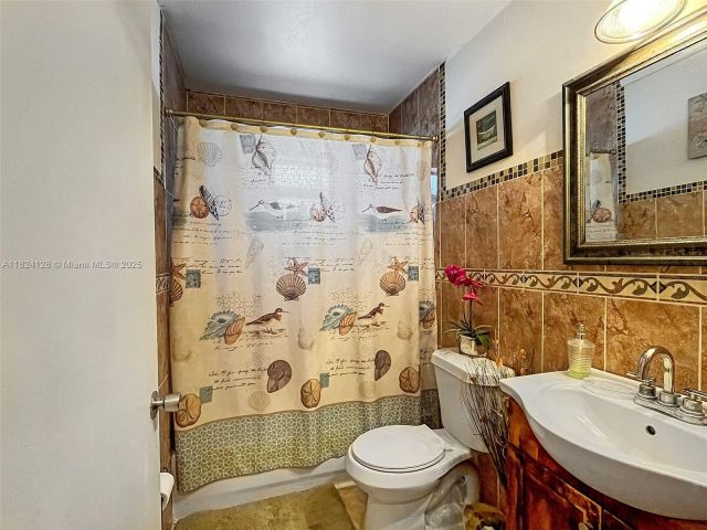 Home for sale at 18003 SW 153rd Pl - photo 6195279