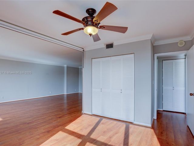 Apartment for sale  Unit #405 - photo 6193413