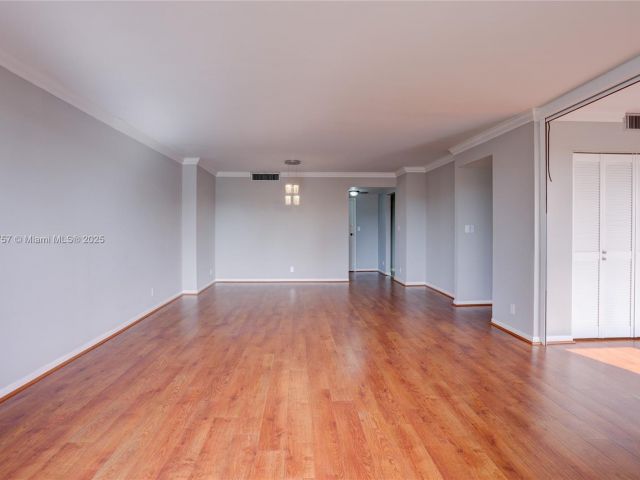 Apartment for sale  Unit #405 - photo 6193419