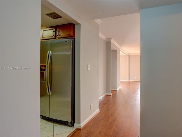 Apartment for sale  Unit #405 - photo 7443172