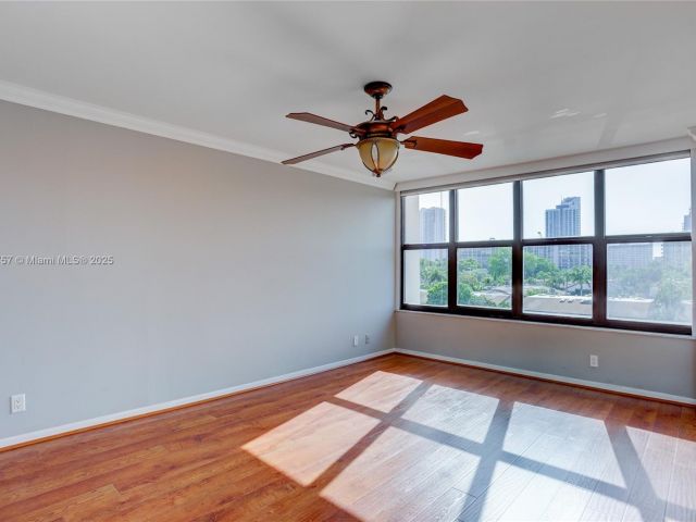 Apartment for sale  Unit #405 - photo 7443182