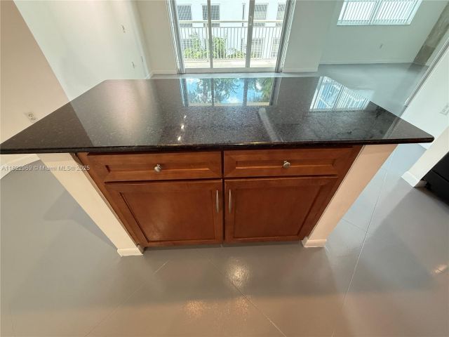 Apartment for sale  Unit #2402 - photo 6185664