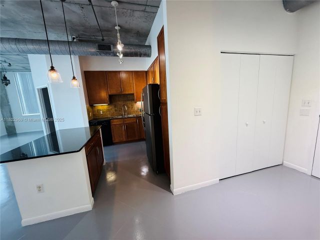 Apartment for sale  Unit #2402 - photo 6185667