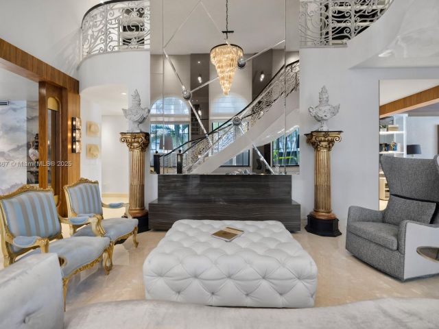 Home for rent at 176 S Hibiscus Dr - photo 6188567