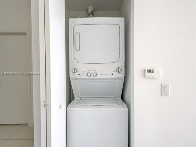 Apartment for rent  Unit #205 - photo 6188677