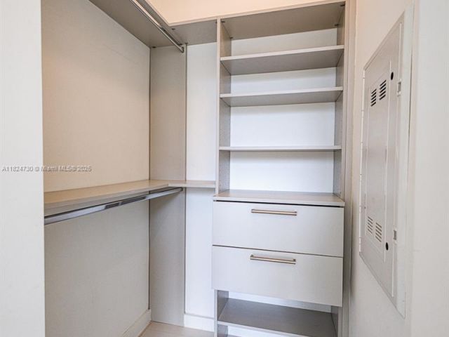 Apartment for rent  Unit #205 - photo 6188678