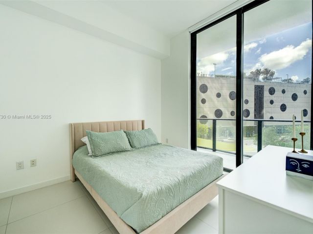 Apartment for rent  Unit #205 - photo 6188681