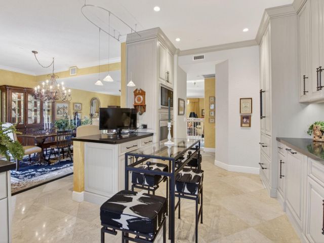 Home for sale at 1754 Bay Dr 1754 - photo 6187325